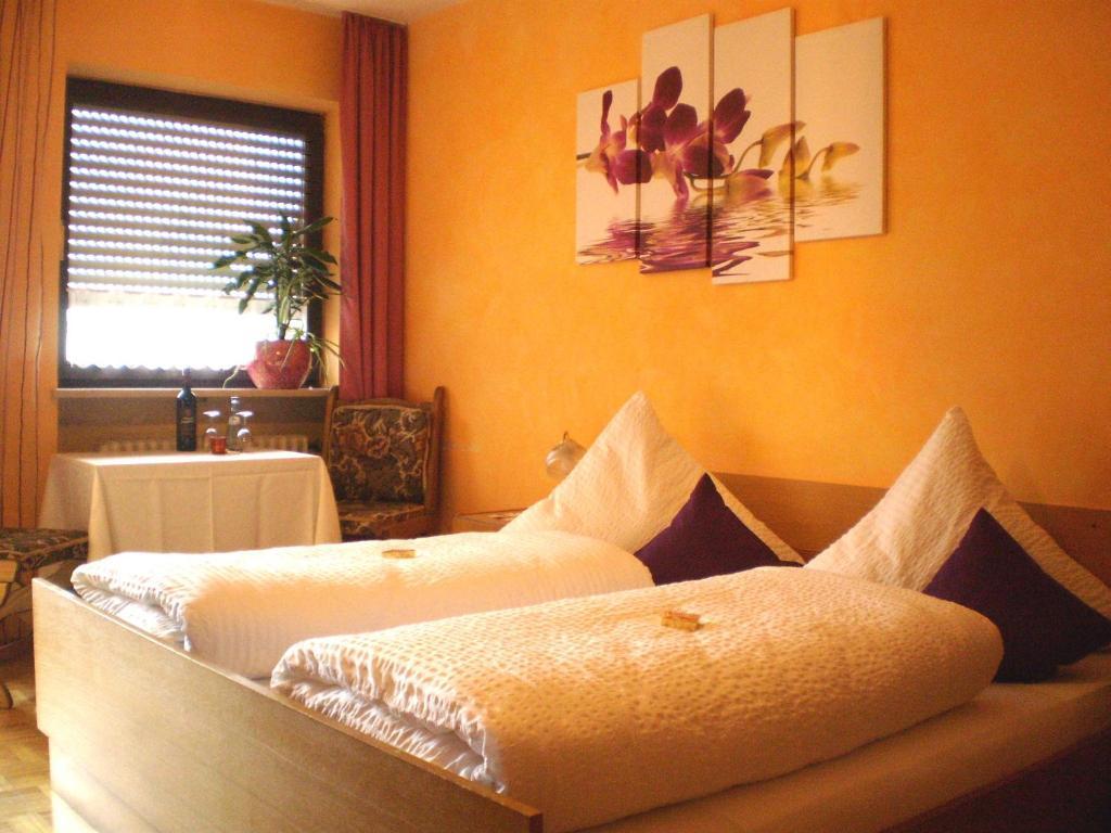 Gasthof - Pension Schamberger Neukirchen beim Heiligen Blut Chambre photo