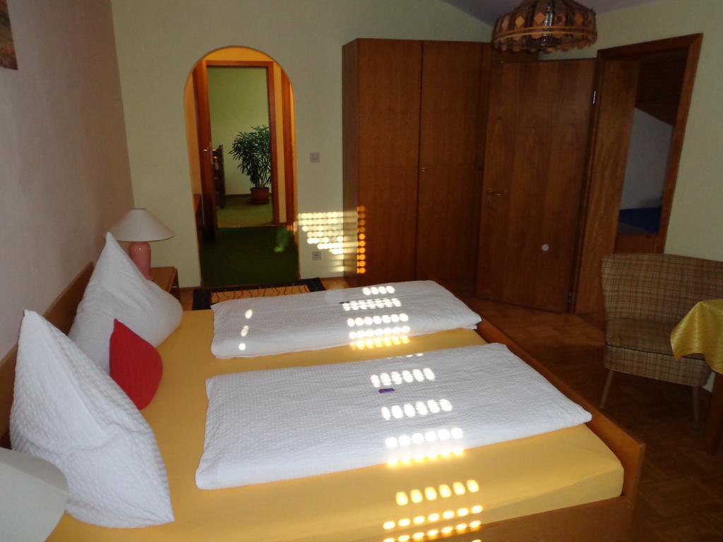 Gasthof - Pension Schamberger Neukirchen beim Heiligen Blut Extérieur photo