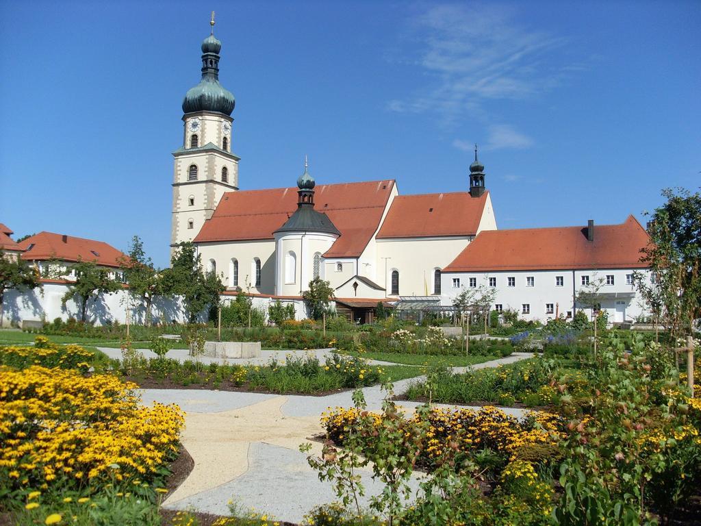 Gasthof - Pension Schamberger Neukirchen beim Heiligen Blut Extérieur photo
