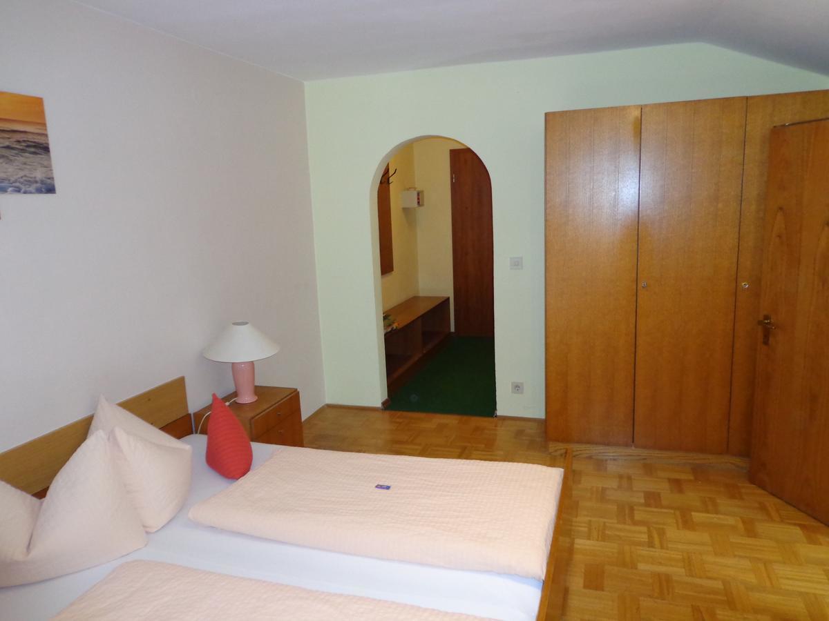 Gasthof - Pension Schamberger Neukirchen beim Heiligen Blut Extérieur photo