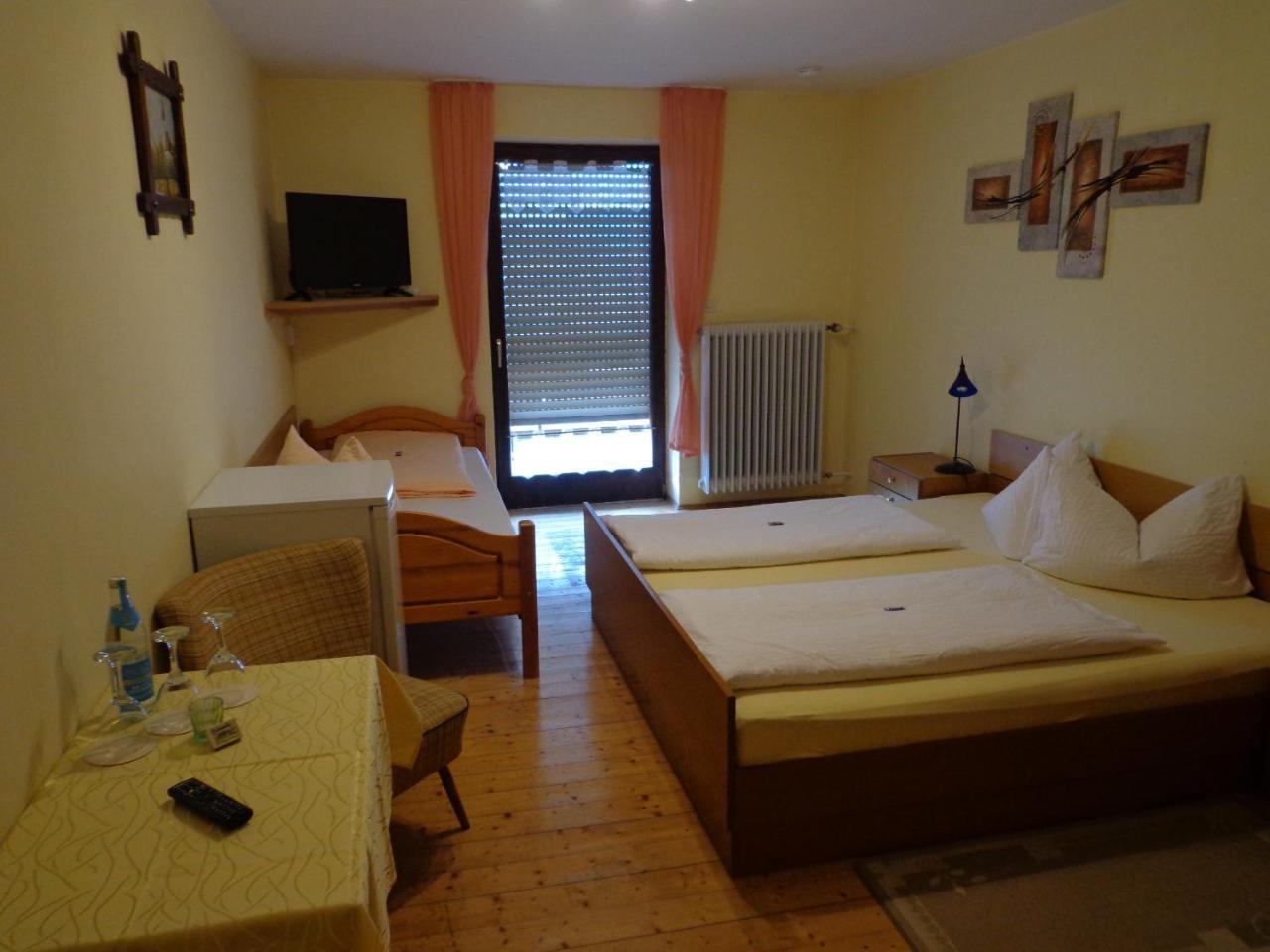 Gasthof - Pension Schamberger Neukirchen beim Heiligen Blut Extérieur photo