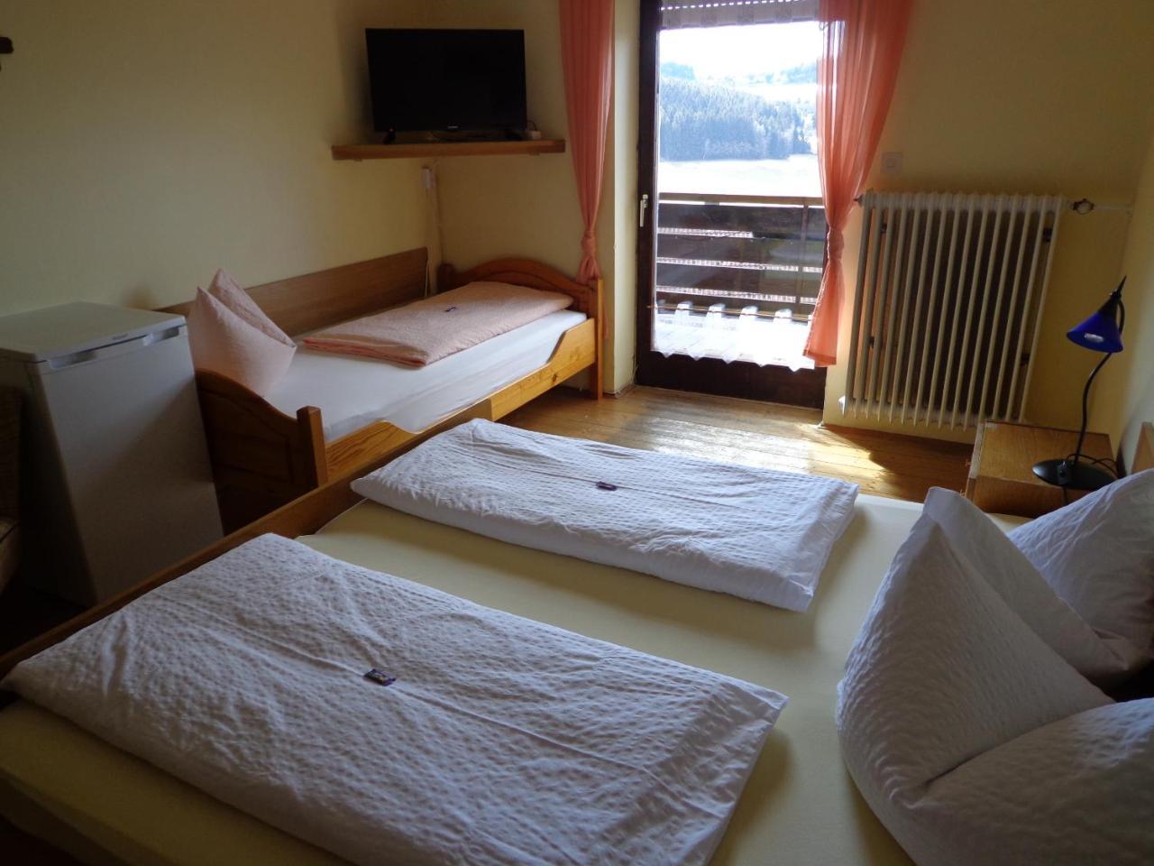 Gasthof - Pension Schamberger Neukirchen beim Heiligen Blut Extérieur photo